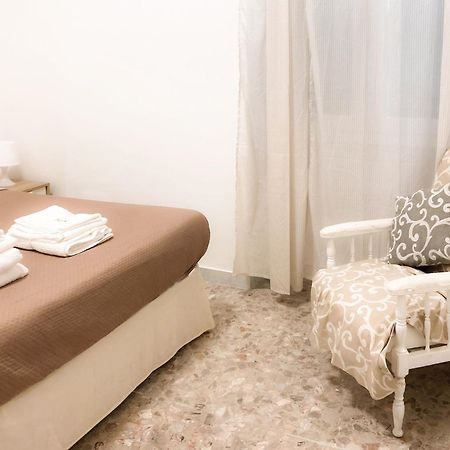 Garbatella House Hotel Rome Bagian luar foto