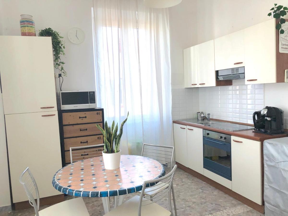 Garbatella House Hotel Rome Bagian luar foto