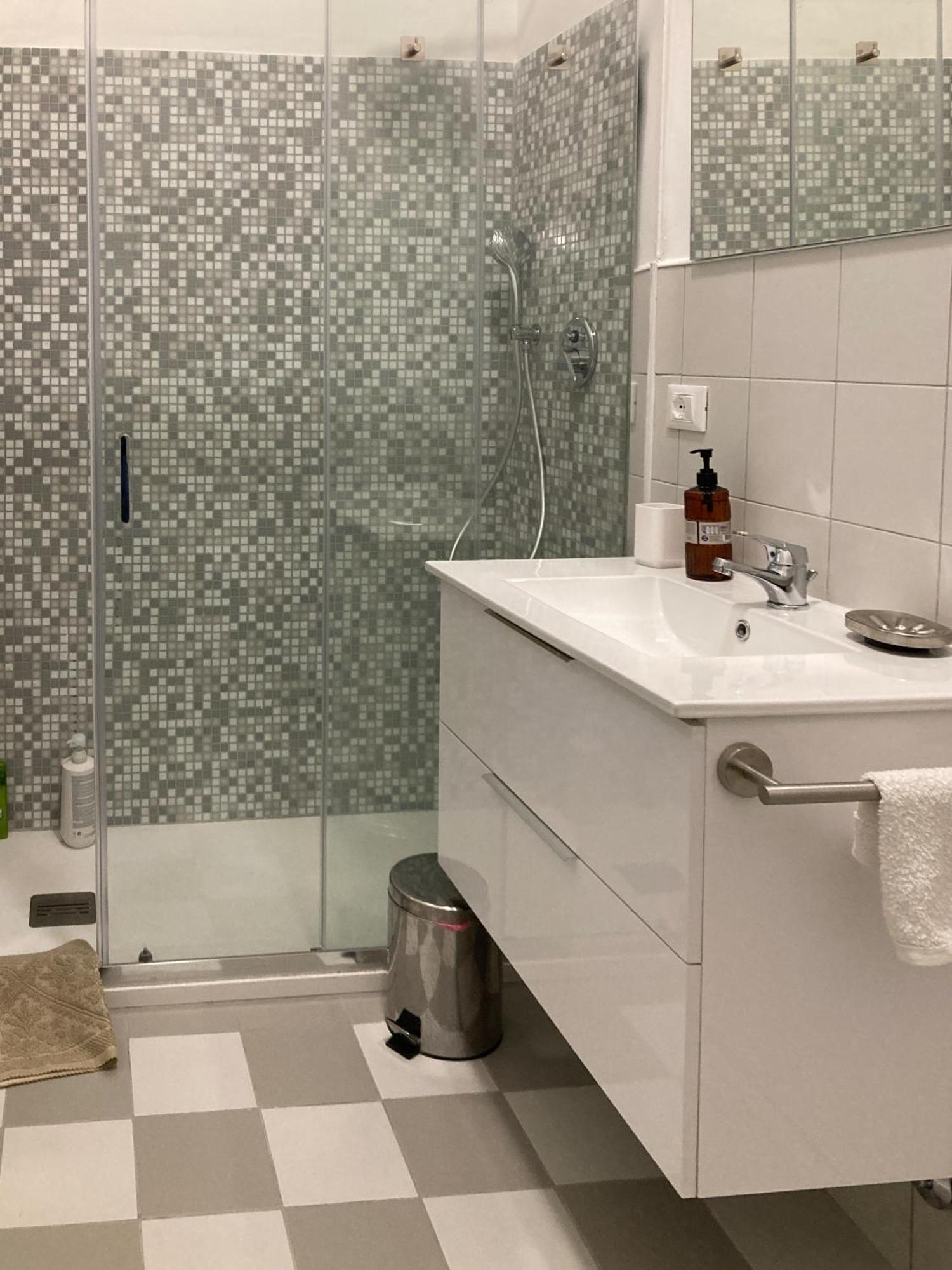 Garbatella House Hotel Rome Bagian luar foto