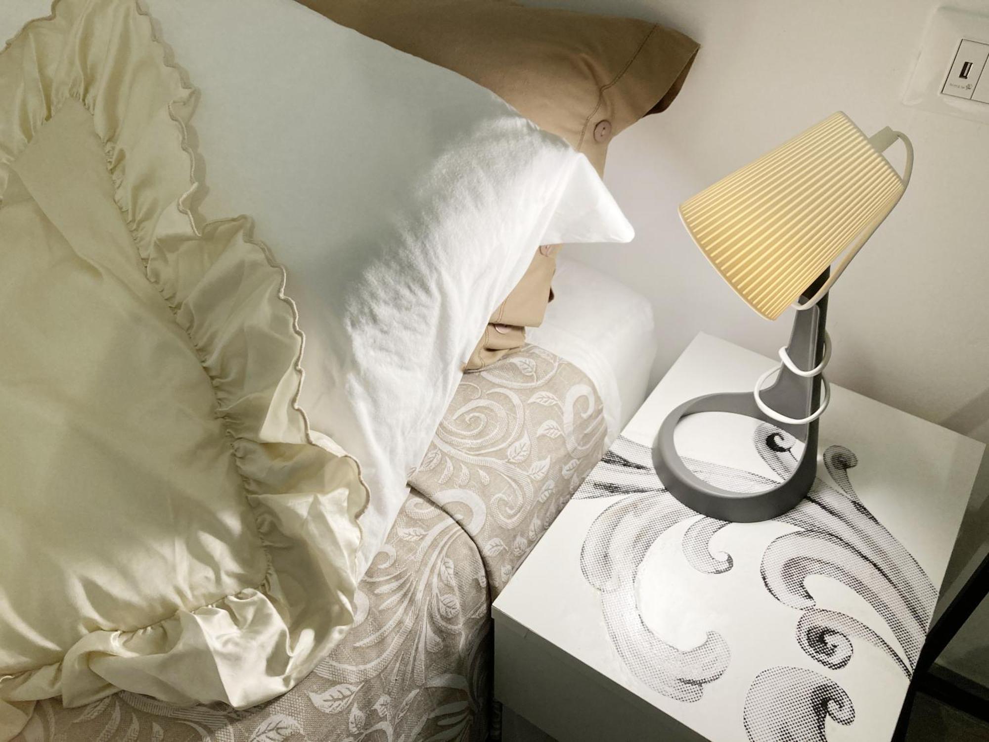 Garbatella House Hotel Rome Bagian luar foto