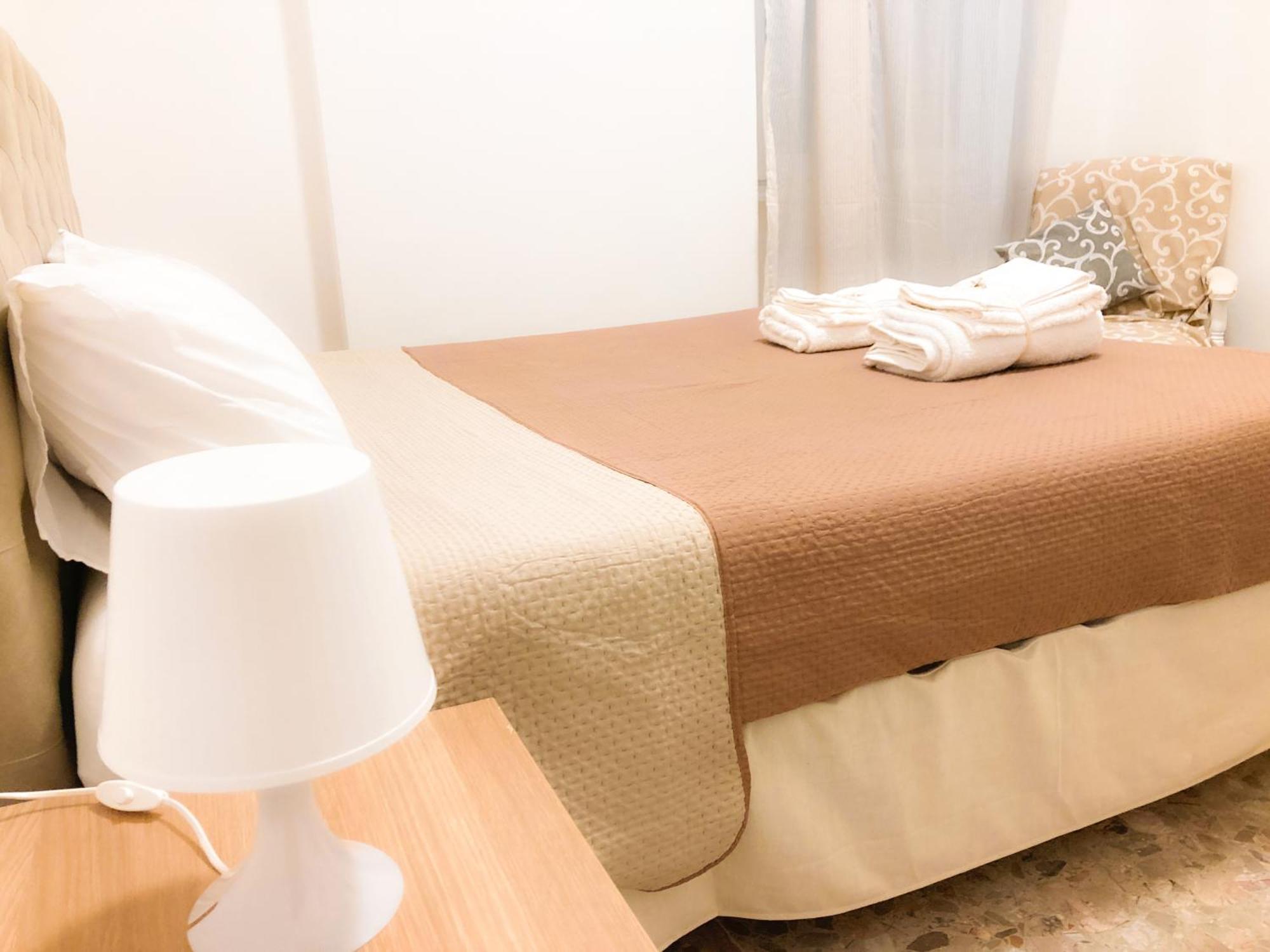 Garbatella House Hotel Rome Bagian luar foto